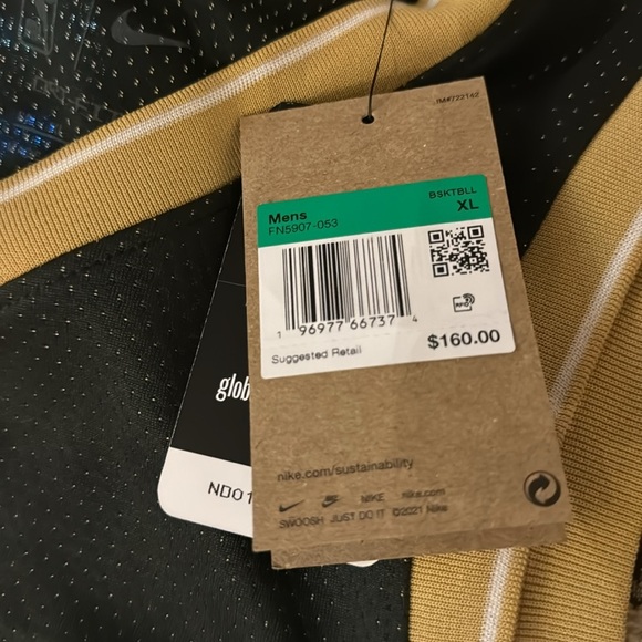 Stephen Curry Golden State Warriors 2024 Select Series - Picture 5 of 7